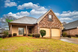 106 Wells Court, Canton, MS 39046
