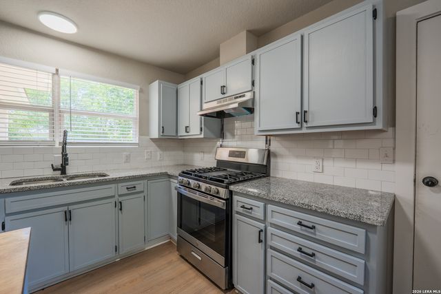 1090 Hollyhock, New Braunfels, TX 78130