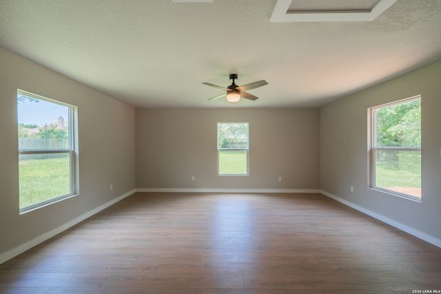 1090 Hollyhock, New Braunfels, TX 78130