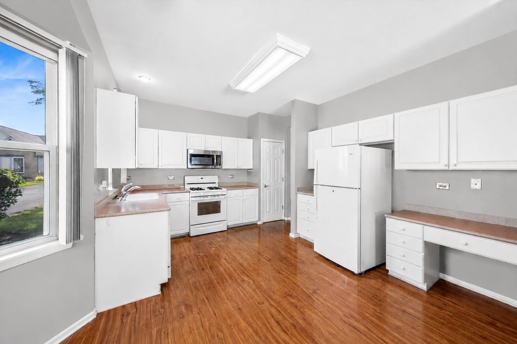 21009 W Torrey Pines Court, Plainfield, IL 60544 — photo 2
