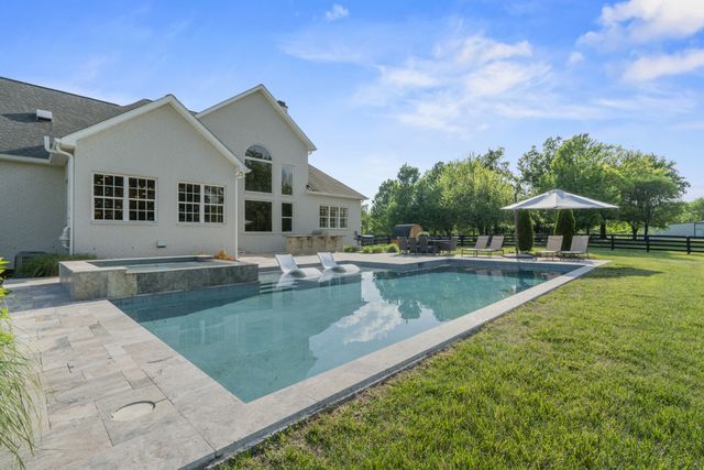 6790 Owen Hill Rd, College Grove, TN 37046