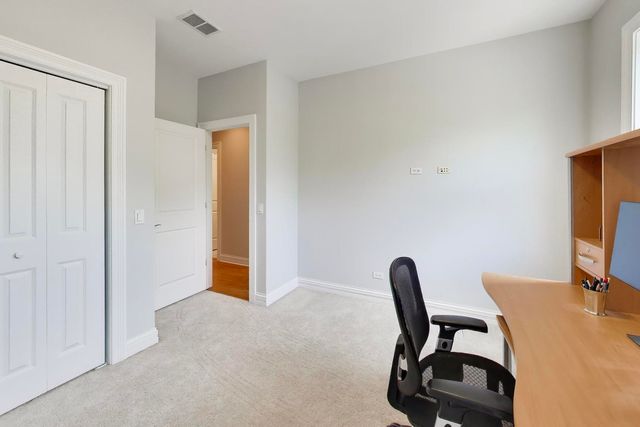 5404 W Leland Avenue, Chicago, IL 60630