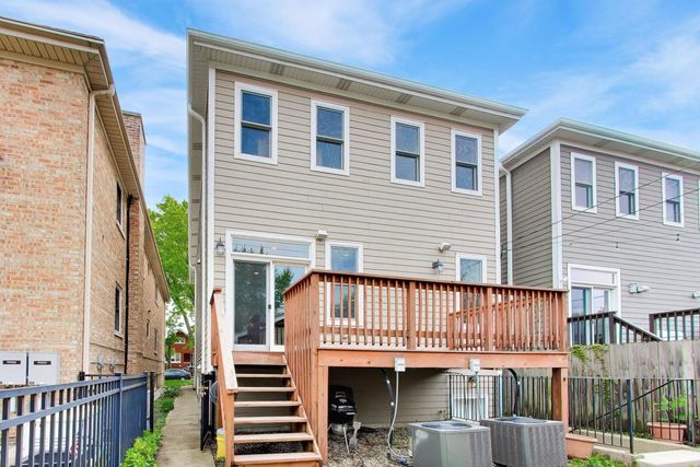 5404 W Leland Avenue, Chicago, IL 60630