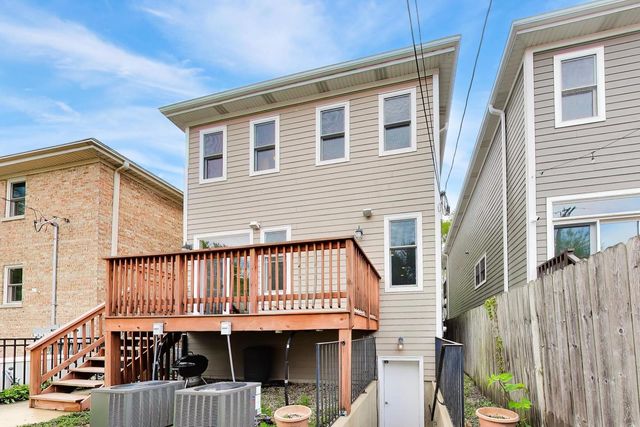 5404 W Leland Avenue, Chicago, IL 60630