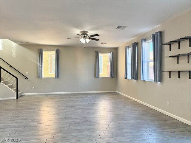 594 Crying Bird Avenue, Las Vegas, NV 89178