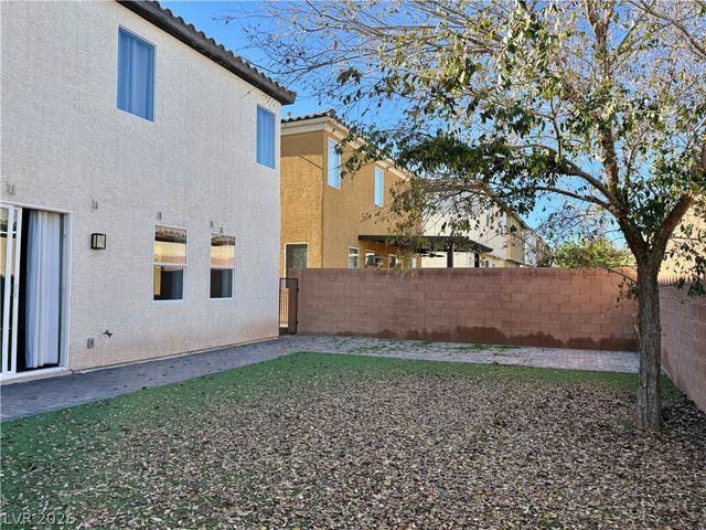 594 Crying Bird Avenue, Las Vegas, NV 89178