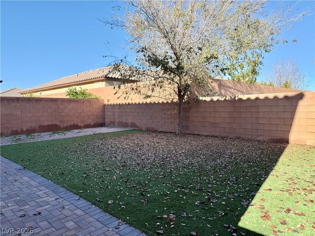 594 Crying Bird Avenue, Las Vegas, NV 89178