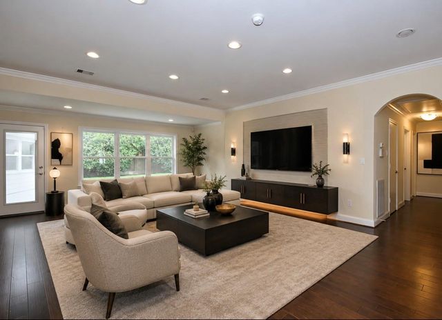 1007 Blue Willow Drive, Houston, TX 77042