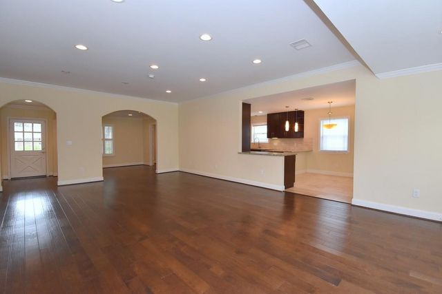 1007 Blue Willow Drive, Houston, TX 77042