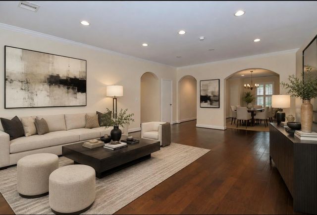 1007 Blue Willow Drive, Houston, TX 77042