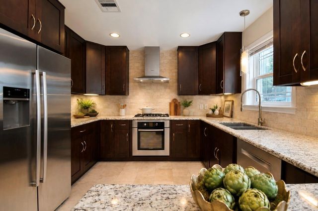 1007 Blue Willow Drive, Houston, TX 77042