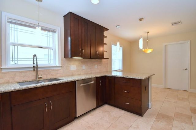 1007 Blue Willow Drive, Houston, TX 77042