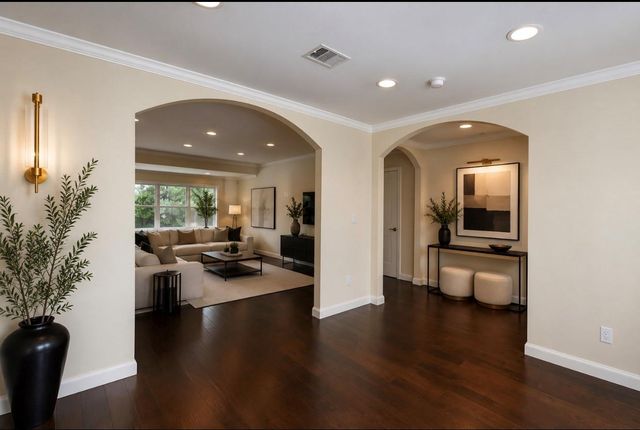 1007 Blue Willow Drive, Houston, TX 77042