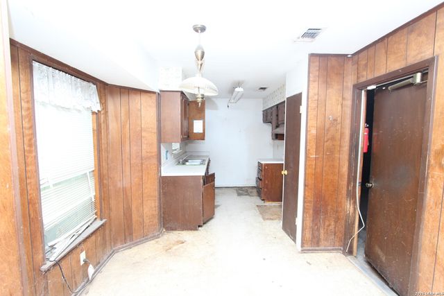 4442 Desert View, San Antonio, TX 78217