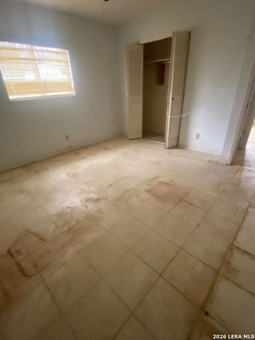 4442 Desert View, San Antonio, TX 78217