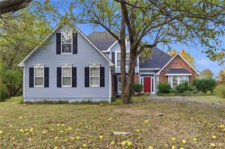 12604 E State Route 2 Highway, Freeman, MO 65746