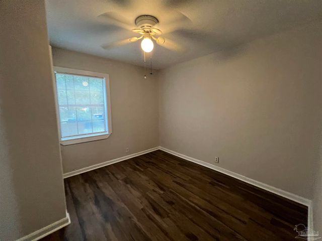 45 W Carver Dr, Pensacola, FL 32507
