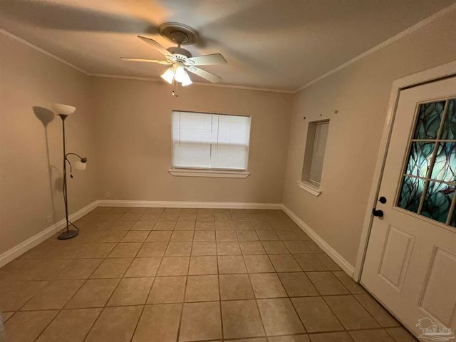 45 W Carver Dr, Pensacola, FL 32507