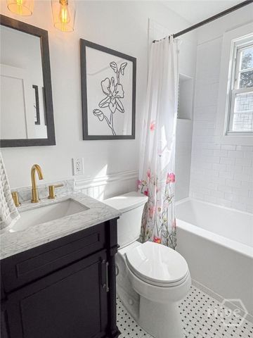 2224 E 38th Street, Savannah, GA 31404