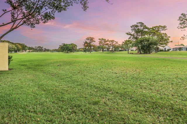 5671 S Fountains Drive S, Lake Worth, FL 33467