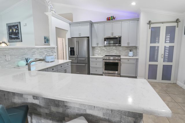 5671 S Fountains Drive S, Lake Worth, FL 33467