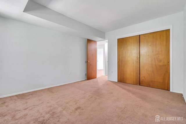 1909 Raspberry Court, Edison, NJ 08817