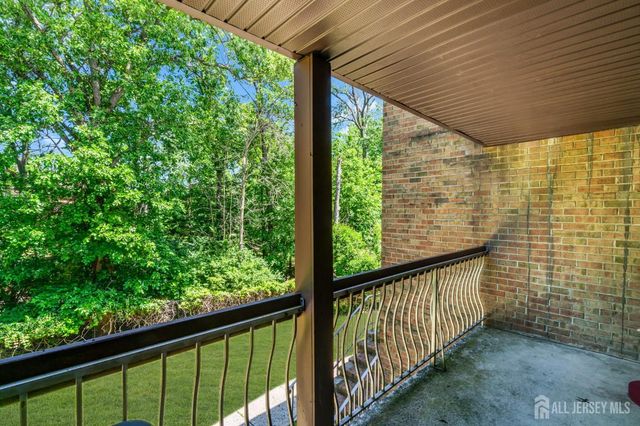 1909 Raspberry Court, Edison, NJ 08817