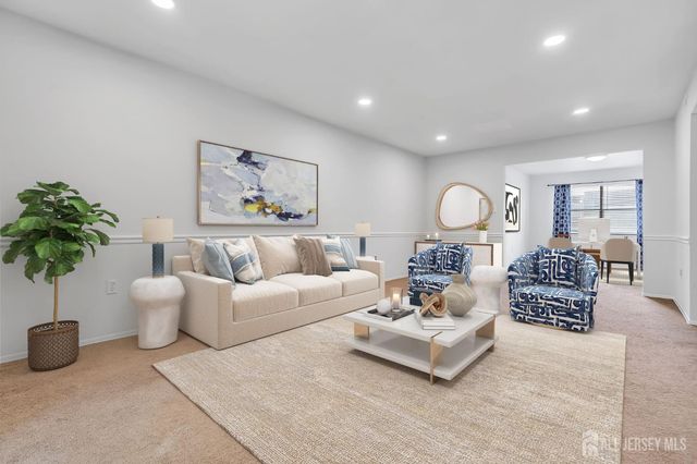 1909 Raspberry Court, Edison, NJ 08817