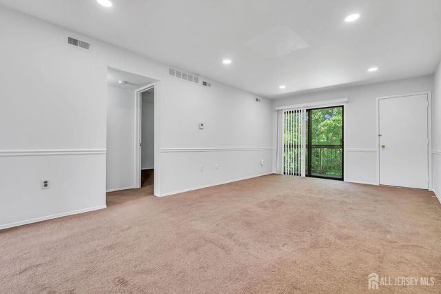 1909 Raspberry Court, Edison, NJ 08817
