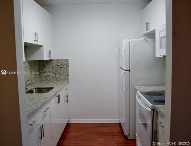 101 SW 132nd Way 415J, Pembroke Pines, FL 33027