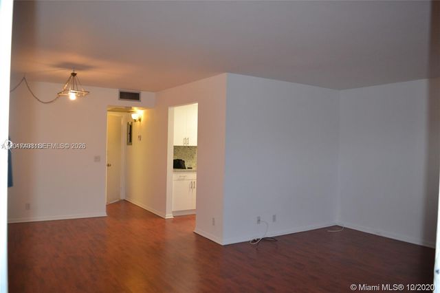 101 SW 132nd Way 415J, Pembroke Pines, FL 33027