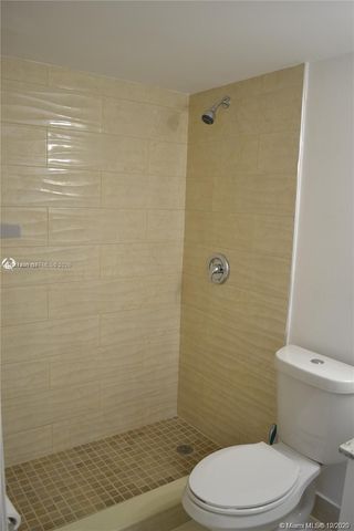 101 SW 132nd Way 415J, Pembroke Pines, FL 33027