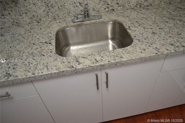 101 SW 132nd Way 415J, Pembroke Pines, FL 33027