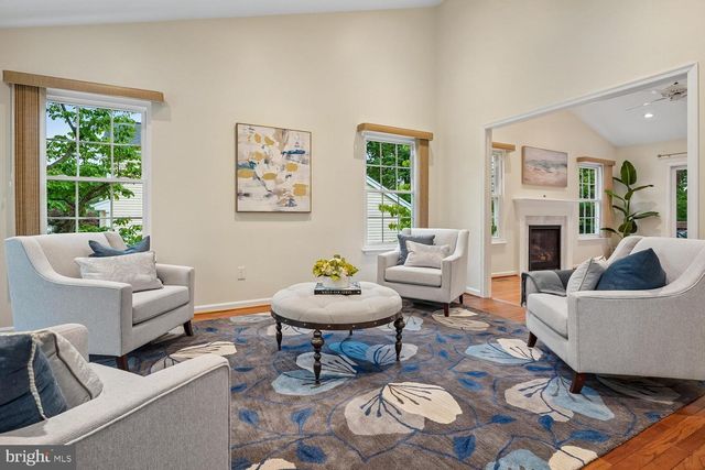 13484 LAKE SHORE, Oak Hill, VA 20171