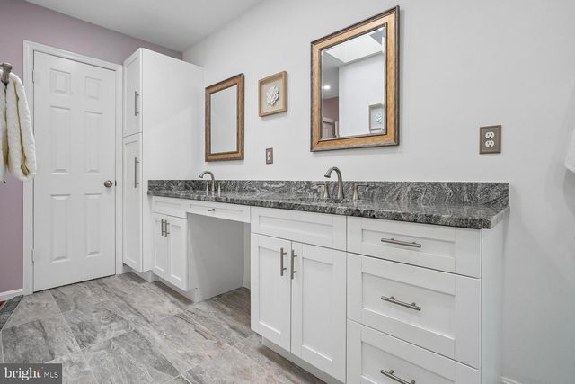 13484 LAKE SHORE, Oak Hill, VA 20171