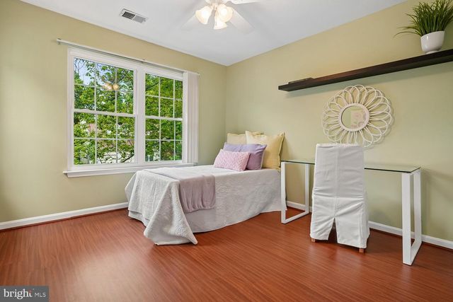 13484 LAKE SHORE, Oak Hill, VA 20171
