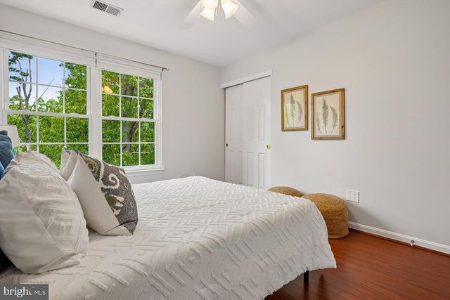 13484 LAKE SHORE, Oak Hill, VA 20171