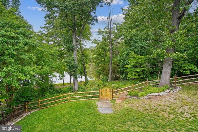 13484 LAKE SHORE, Oak Hill, VA 20171