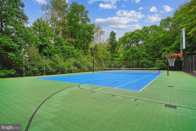 13484 LAKE SHORE, Oak Hill, VA 20171