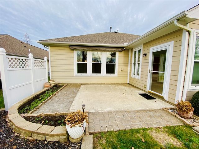 669 Carrick Drive, Dayton, OH 45458