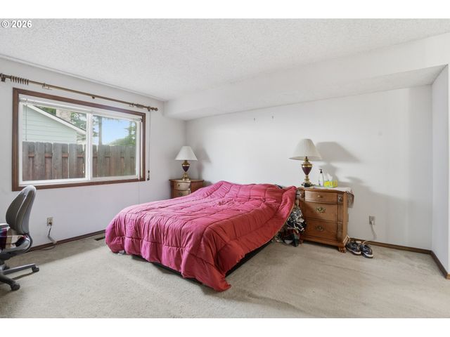 15606 Se CLINTON Ct, Portland, OR 97236
