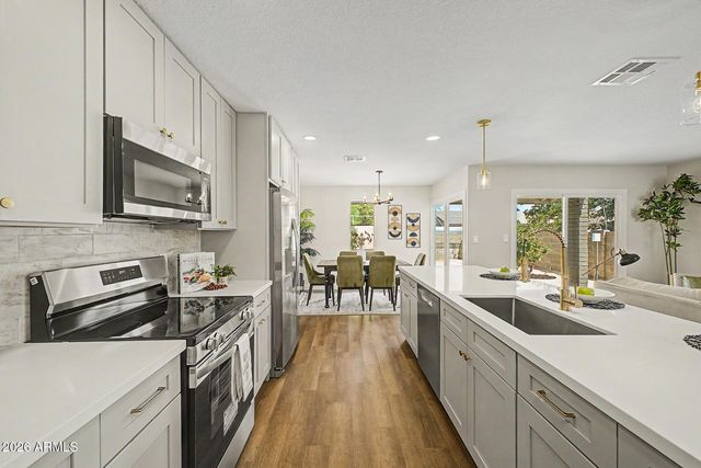 12629 N ROSEWOOD Avenue, Phoenix, AZ 85029