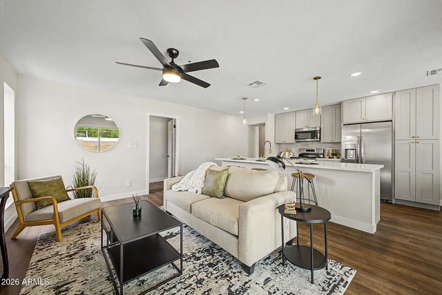 12629 N ROSEWOOD Avenue, Phoenix, AZ 85029