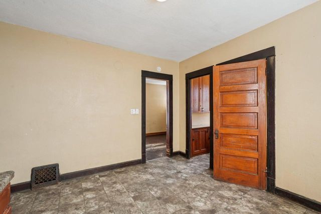 4708 N 36th STREET, Milwaukee, WI 53209