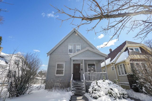 4708 N 36th STREET, Milwaukee, WI 53209