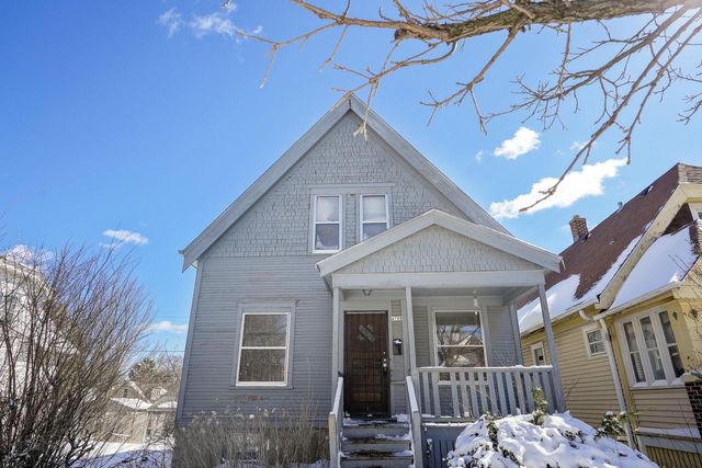 4708 N 36th STREET, Milwaukee, WI 53209