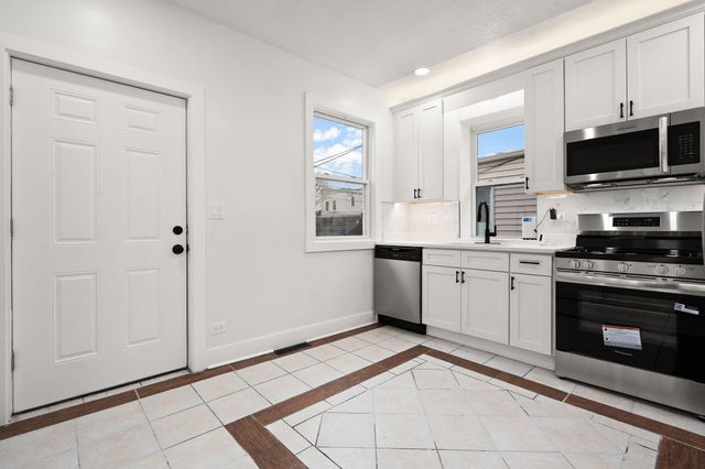 3825 Grand Boulevard, East Chicago, IN 46312