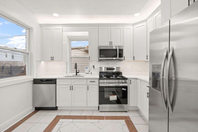 3825 Grand Boulevard, East Chicago, IN 46312