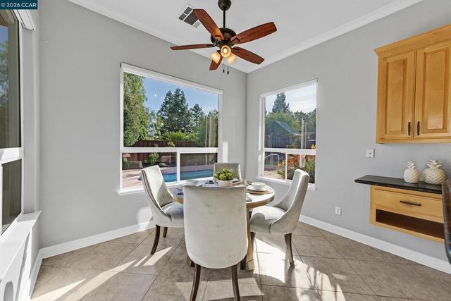 164 Alta Vista Way, Danville, CA 94506
