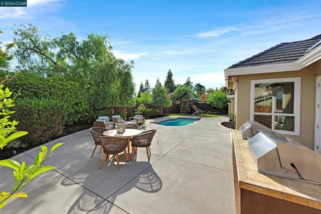 164 Alta Vista Way, Danville, CA 94506